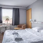 Hotel Karhu 3*