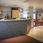 Karhu Hotel