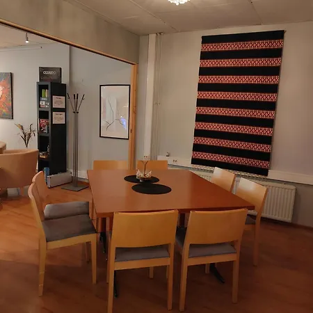 Karhu Szálloda