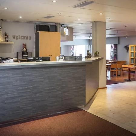 Karhu Hotel